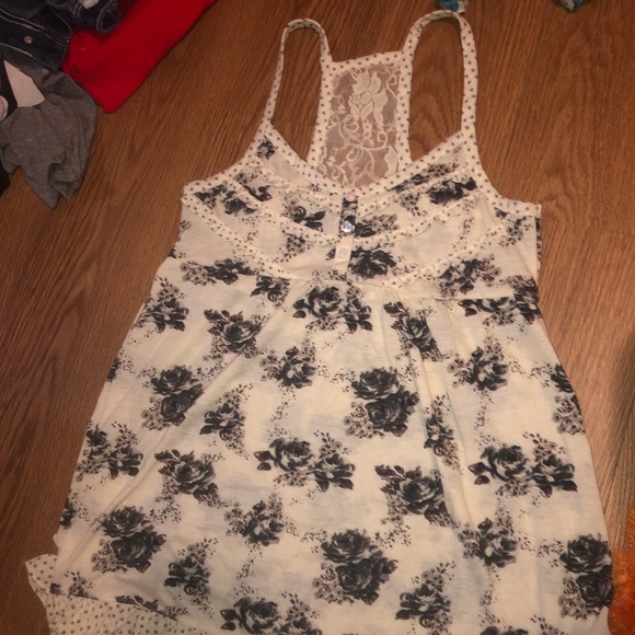 Decree tank top - Picture 2 of 4